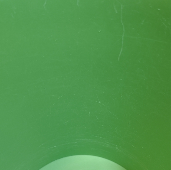 Lime Green Vintage Tupperware container ( MOLD NUMBER 1339-5 ) - Picture 7 of 7